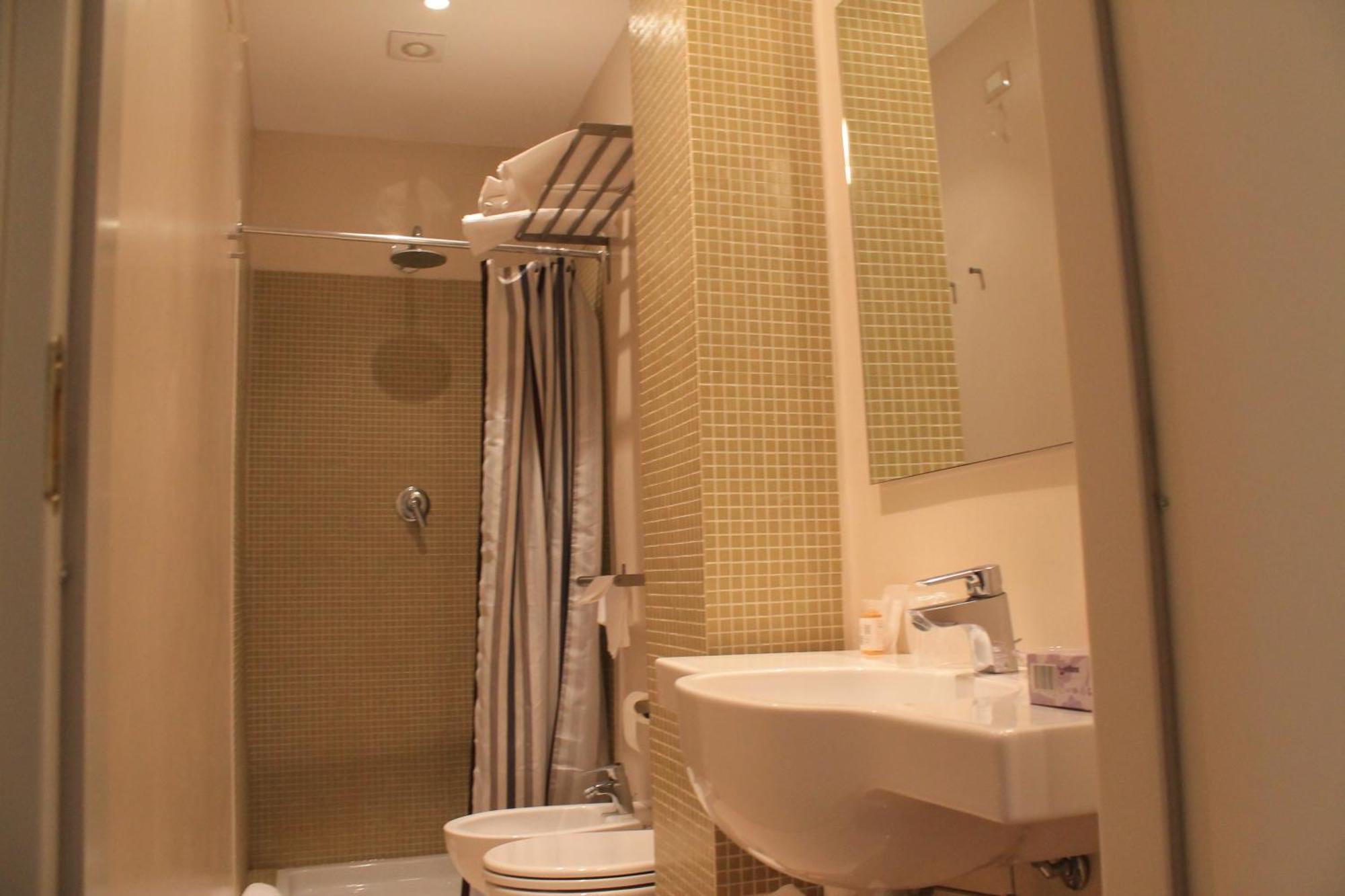 Hotel Touring Livorno Eksteriør bilde
