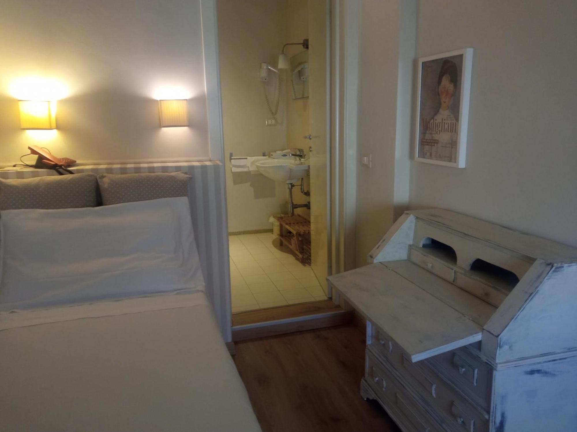 Hotel Touring Livorno Eksteriør bilde